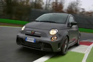 Abarth 695 Biposto 