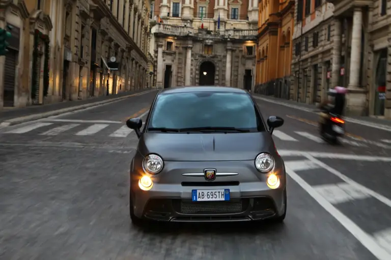 Abarth 695 Biposto  - 15