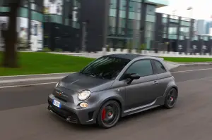 Abarth 695 Biposto 