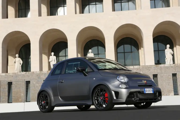 Abarth 695 Biposto  - 20