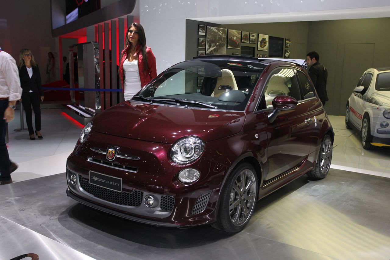 Abarth 695 Edizione Maserati - Salone di Parigi 2012