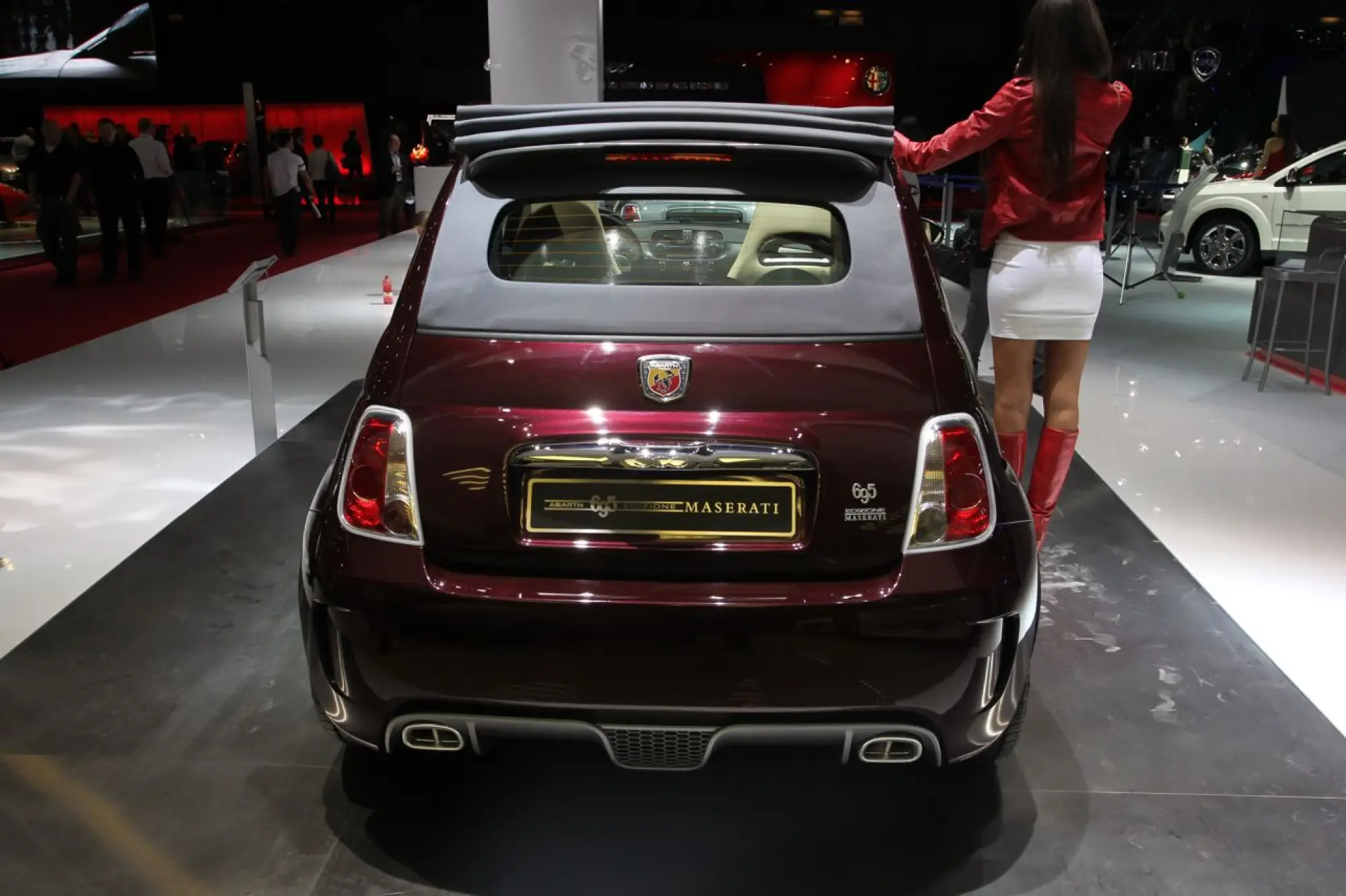 Abarth 695 Edizione Maserati - Salone di Parigi 2012 - 4