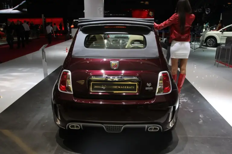 Abarth 695 Edizione Maserati - Salone di Parigi 2012 - 4