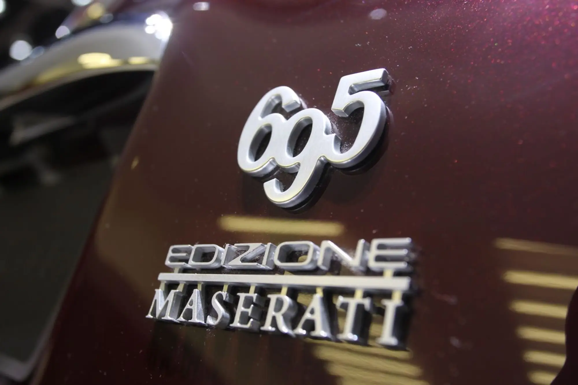 Abarth 695 Edizione Maserati - Salone di Parigi 2012 - 5