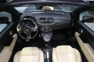 Abarth 695 Edizione Maserati - Salone di Parigi 2012