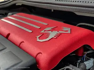 Abarth 695 Esseesse - Feel The Drive Night Ride