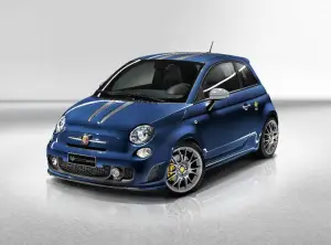 Abarth 695 Tributo Ferrari - Speciale Ginevra 2011