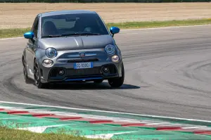 Abarth F595 Serie Speciale - Foto Ufficiali  - 11