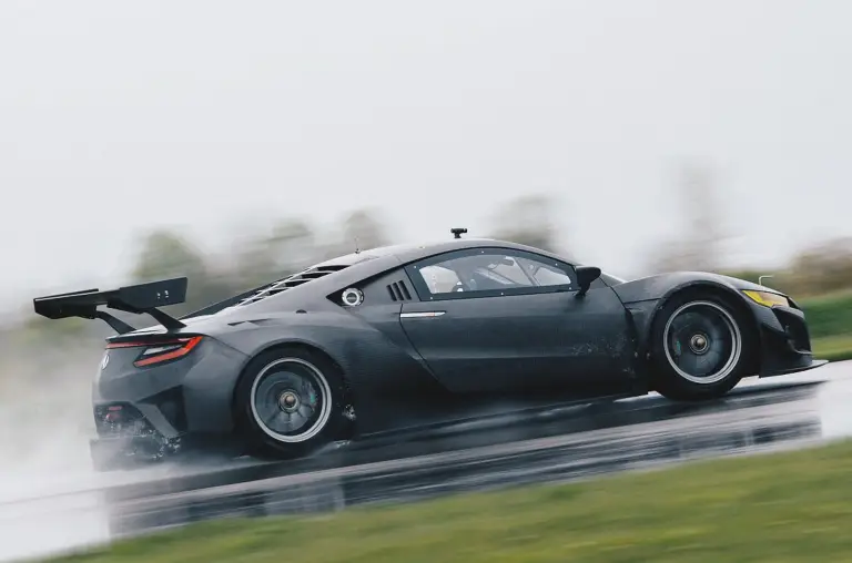Acura NSX GT3 - 1