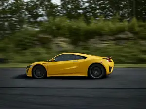 Acura NSX indy yellow pearl