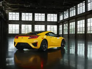 Acura NSX indy yellow pearl - 6