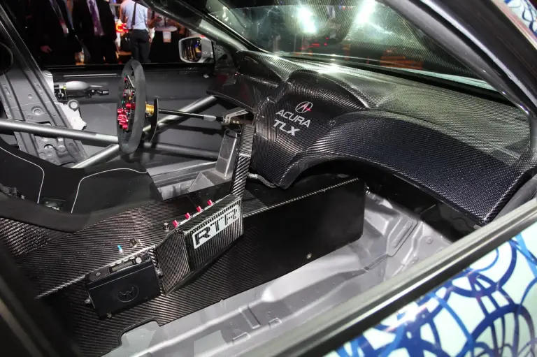 Acura TLX GT - Salone di Detroit 2014 - 8