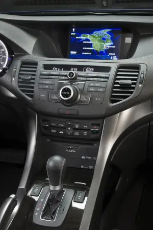 Acura TSX Sport Wagon 2011 - 3