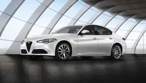 Alfa Giulia prime foto ufficiali - Salone di Ginevra 2016