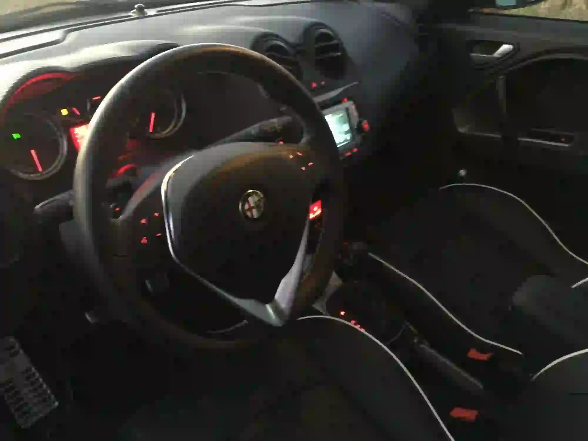 Alfa MiTo QV: prova su strada - 23