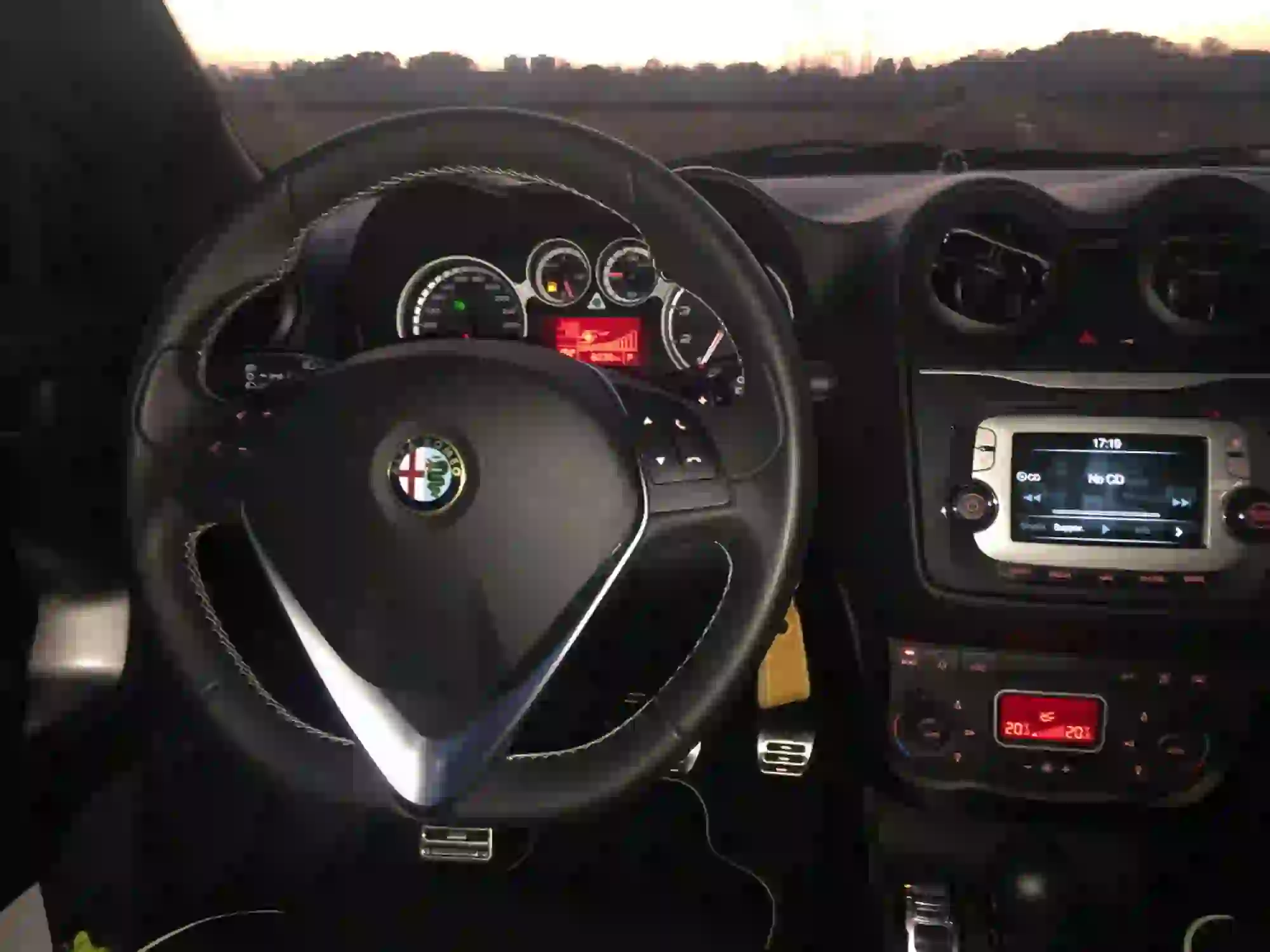 Alfa MiTo QV: prova su strada - 32