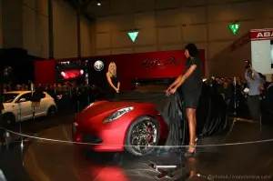 Alfa Romeo 4C Concept - 19