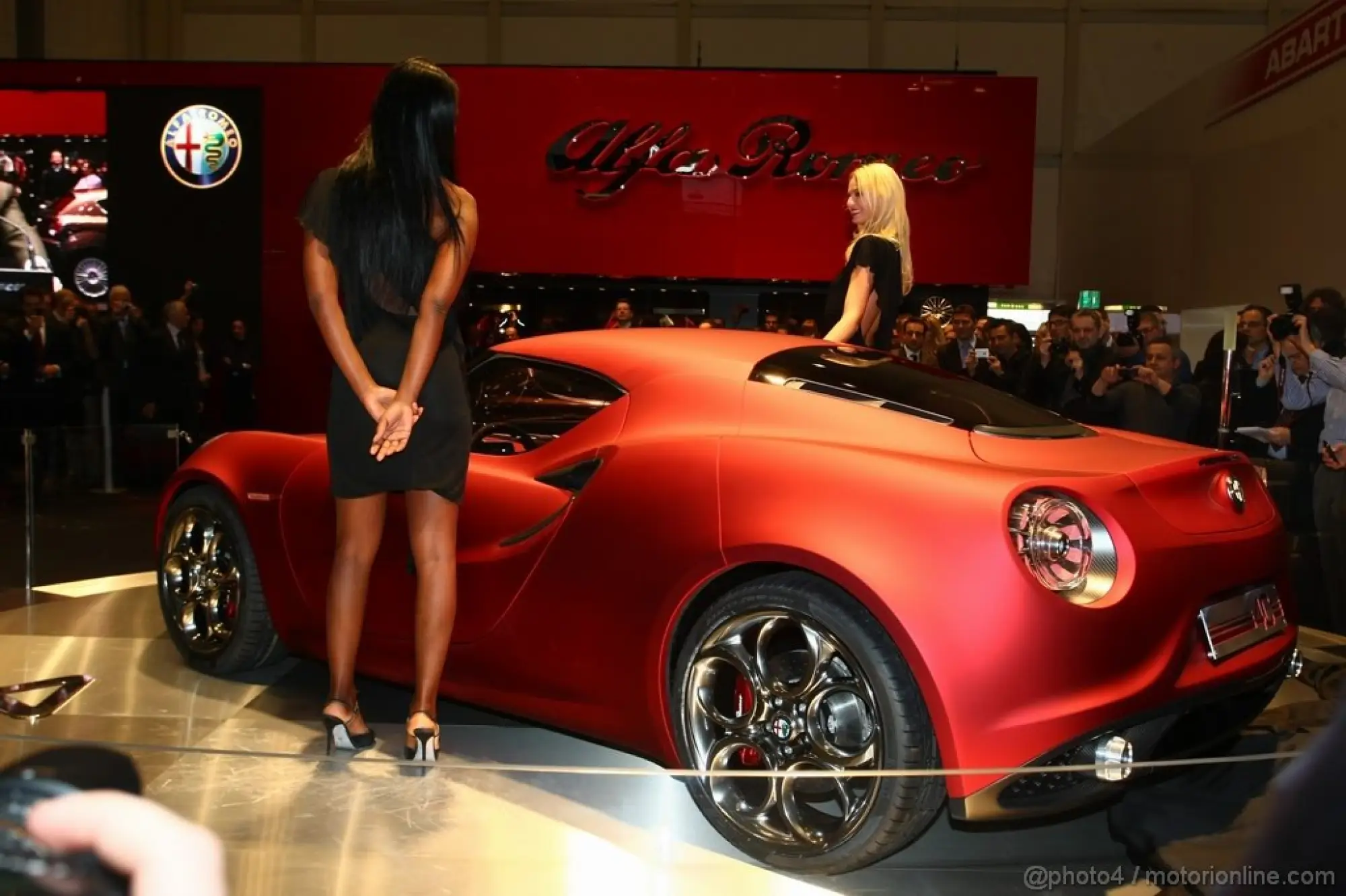 Alfa Romeo 4C Concept - 22