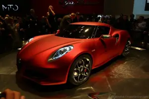 Alfa Romeo 4C Concept - 25