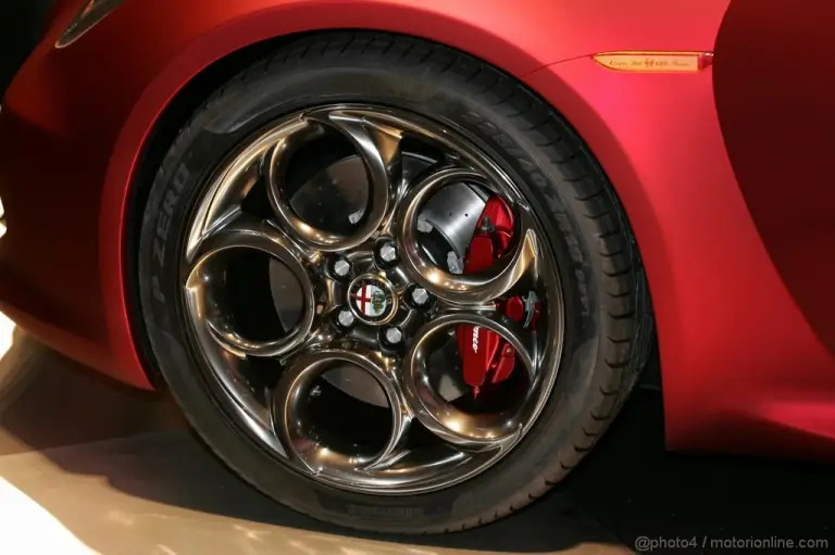 Alfa Romeo 4C Concept - 27