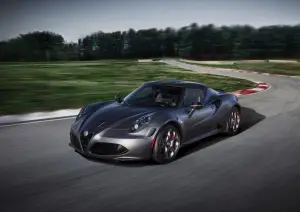 Alfa Romeo 4C Coupe Competizione e 4C Spider Italia - 1