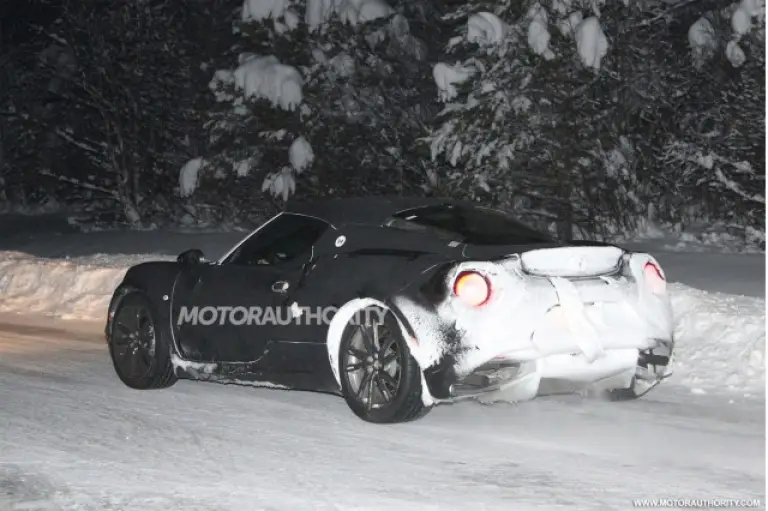 Alfa Romeo 4C - Foto Spia - 3