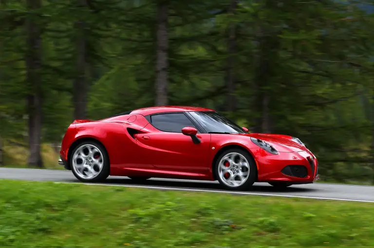 Alfa Romeo 4C - Foto ufficiali - 18