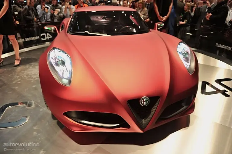 Alfa Romeo 4C GTA Concept live - 8