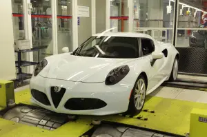 Alfa Romeo 4C - La costruzione - 11