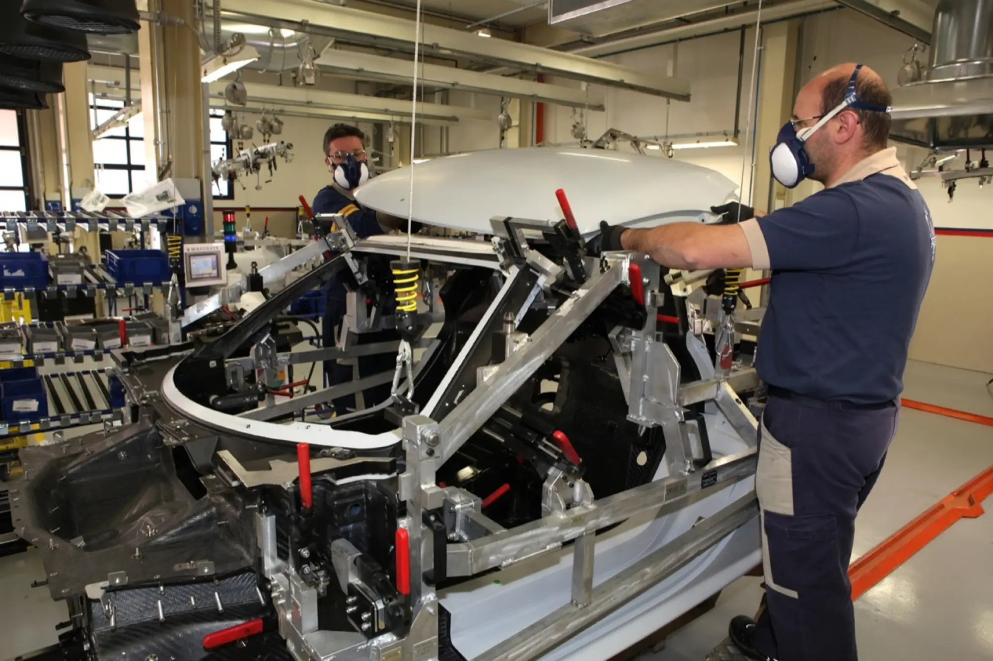 Alfa Romeo 4C - La costruzione - 21