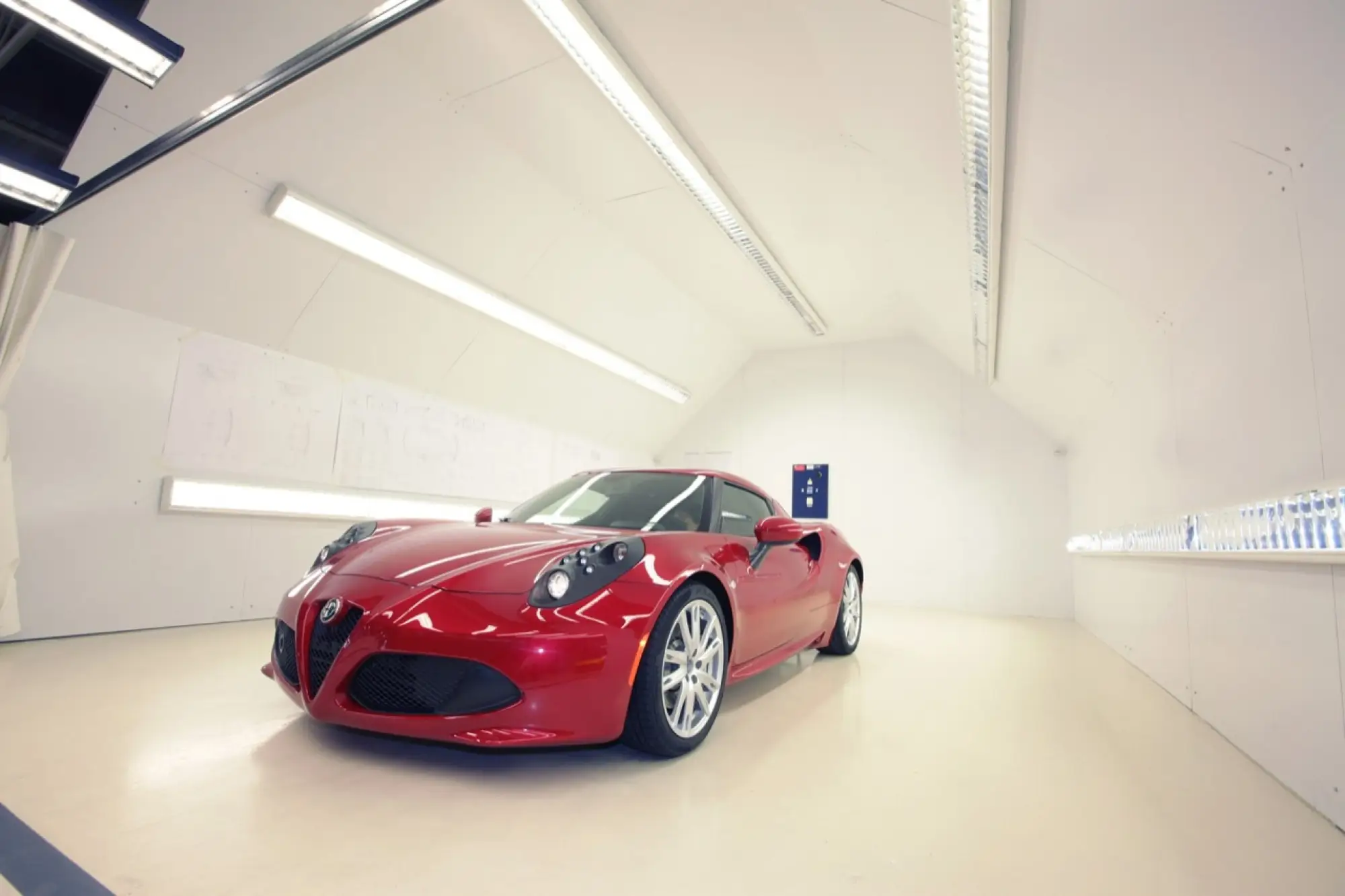 Alfa Romeo 4C - La costruzione - 29