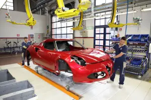 Alfa Romeo 4C - La costruzione - 32