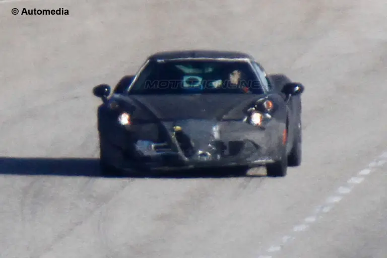 Alfa Romeo 4C - Nuove Foto Spia - 2