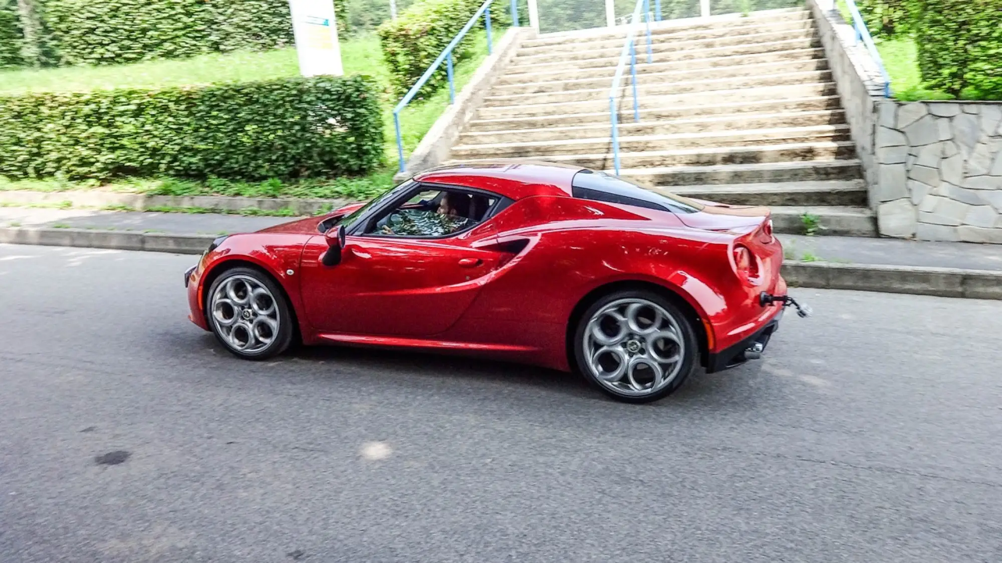 Alfa Romeo 4C - Prova su Strada - 4