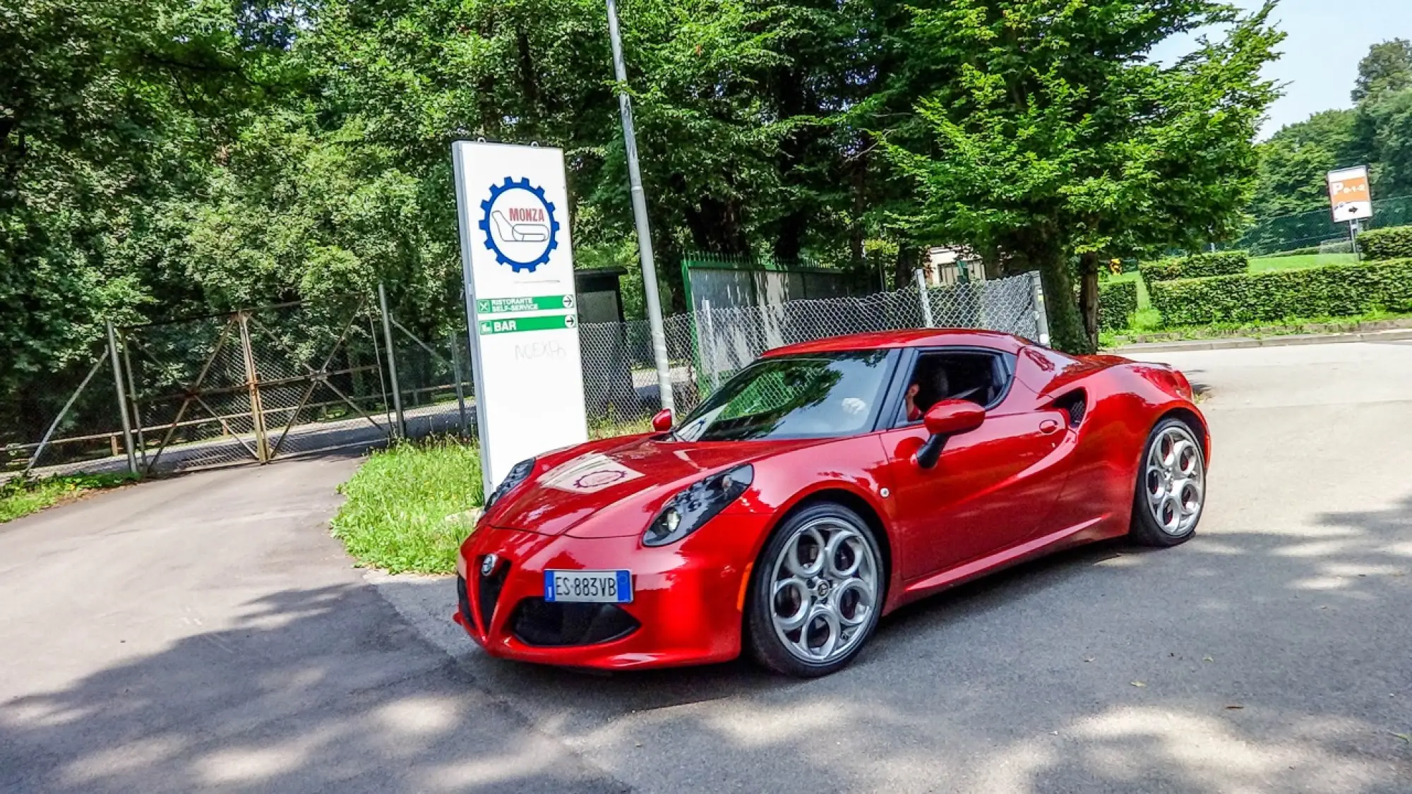 Alfa Romeo 4C - Prova su Strada - 6