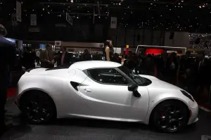 Alfa Romeo 4C - Salone di Ginevra 2013 - 5