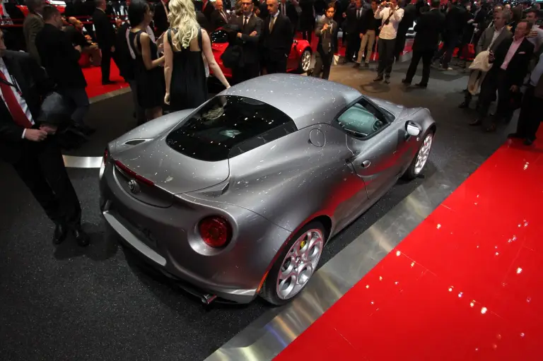 Alfa Romeo 4C - Salone di Ginevra 2013 - 13