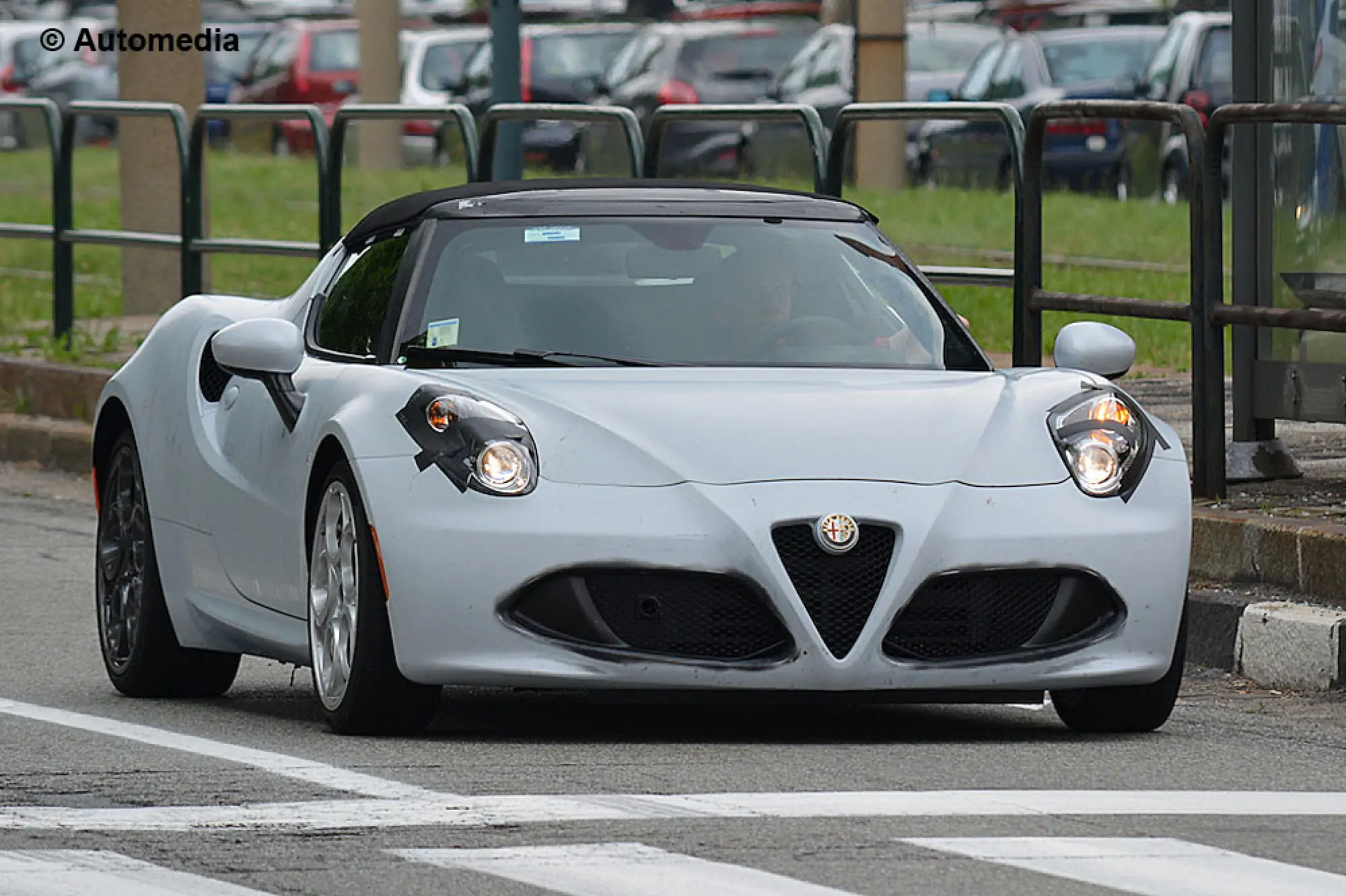 Alfa Romeo 4C Spider - Foto spia 10-06-2014 - 1