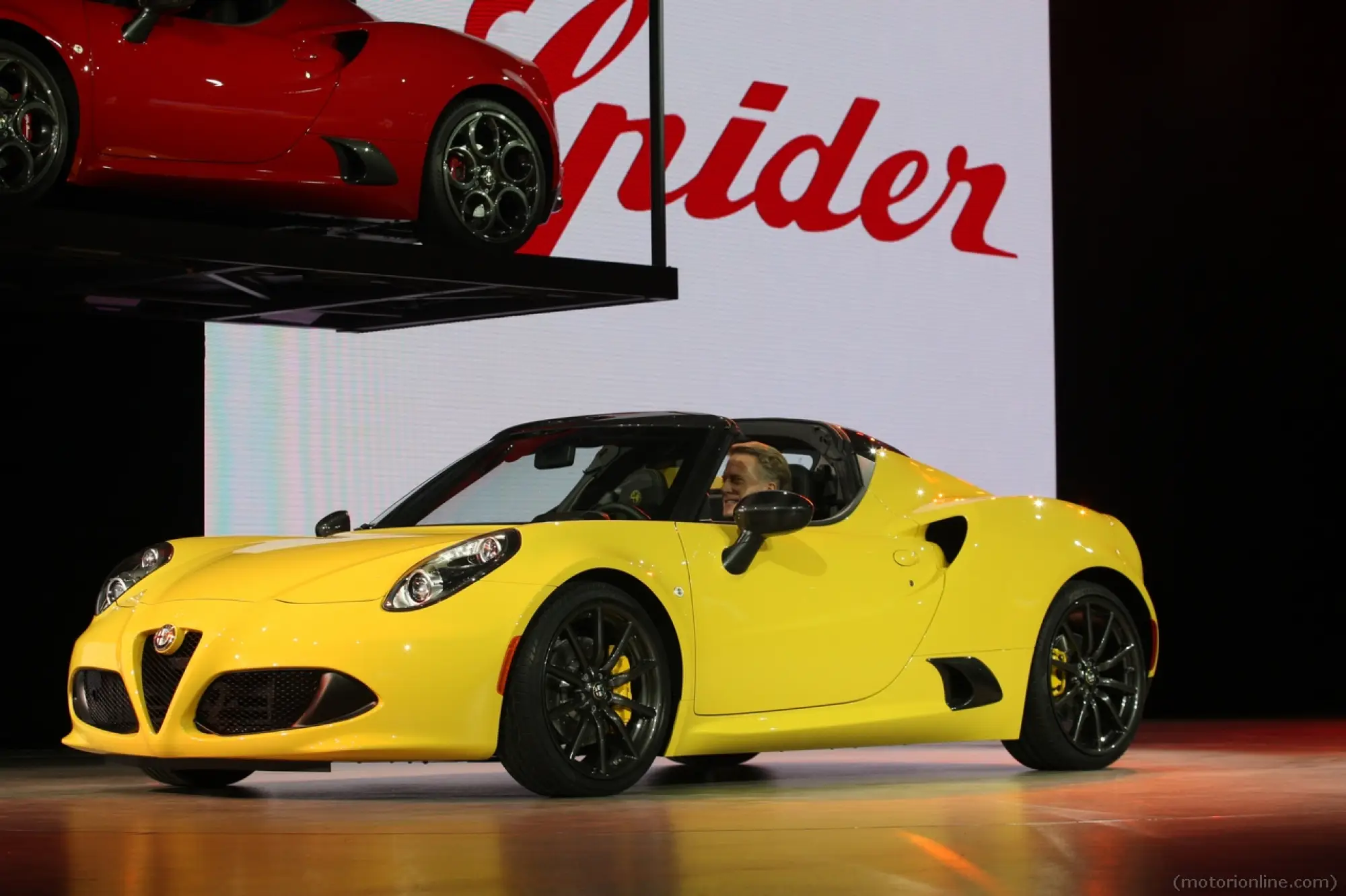 Alfa Romeo 4C Spider - Salone di Detroit 2015 - 30