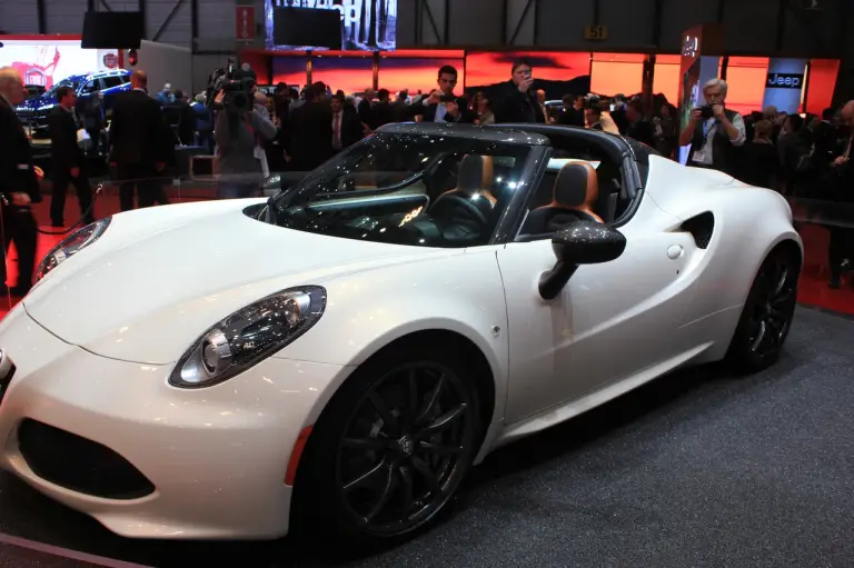 Alfa Romeo 4C Spider - Salone di Ginevra 2014 - 28