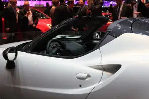 Alfa Romeo 4C Spider - Salone di Ginevra 2014 - 30