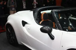 Alfa Romeo 4C Spider - Salone di Ginevra 2014 - 16