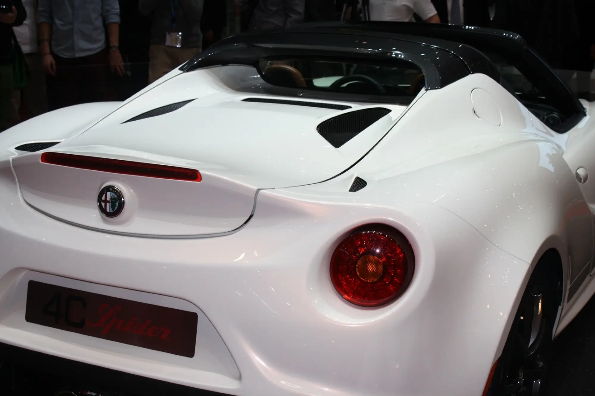 Alfa Romeo 4C Spider - Salone di Ginevra 2014 - 25