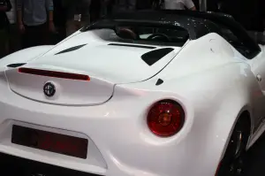 Alfa Romeo 4C Spider - Salone di Ginevra 2014 - 25