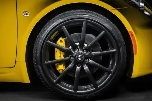 Alfa Romeo 4C Spider   - 4