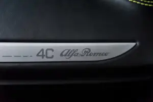 Alfa Romeo 4C Spider   - 21