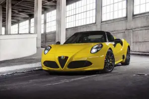 Alfa Romeo 4C Spider   - 29