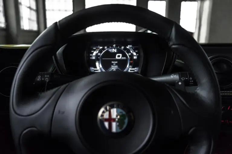 Alfa Romeo 4C Spider   - 23