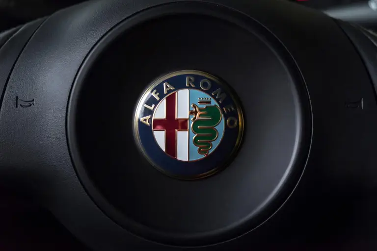 Alfa Romeo 4C Spider   - 52