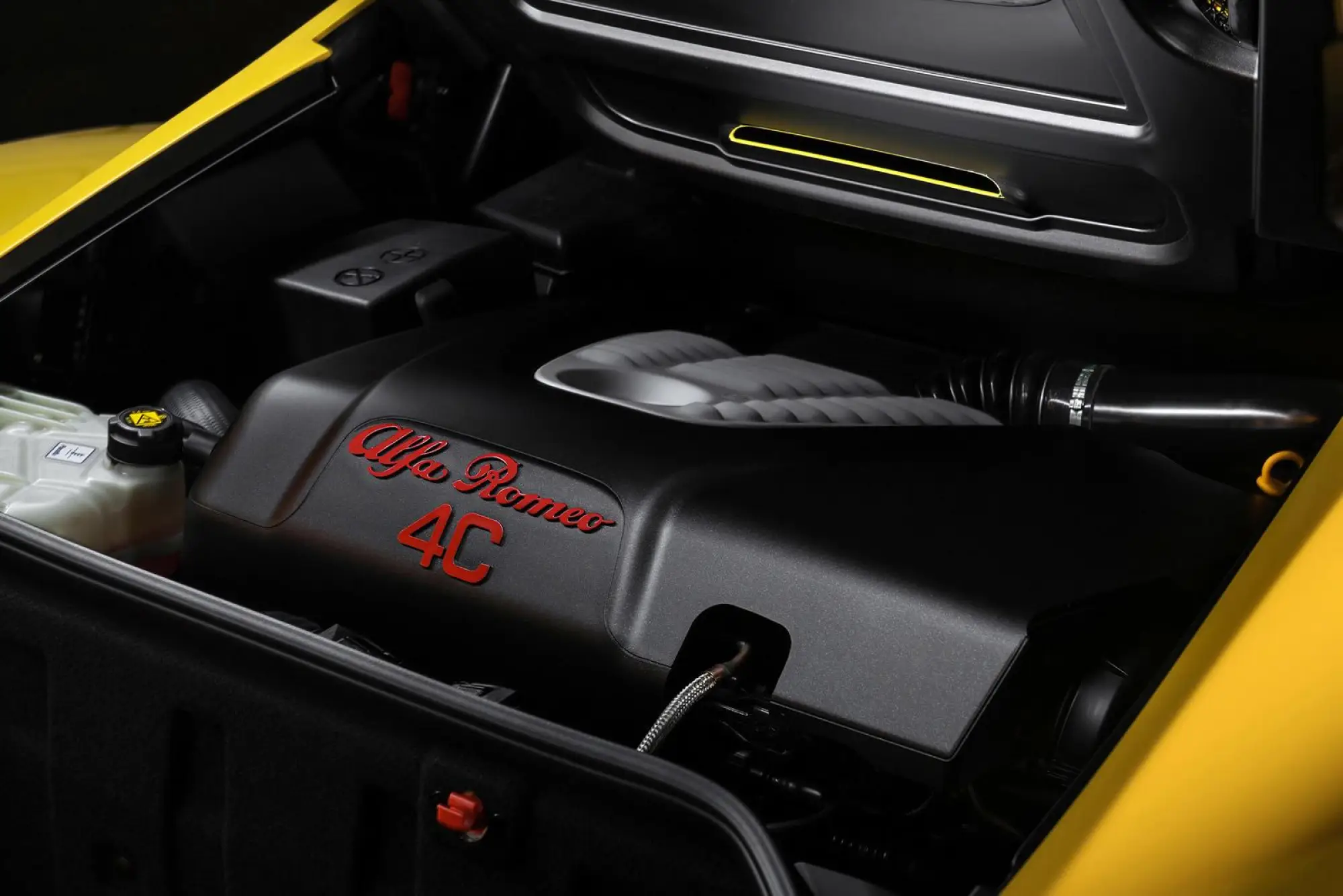 Alfa Romeo 4C Spider   - 58